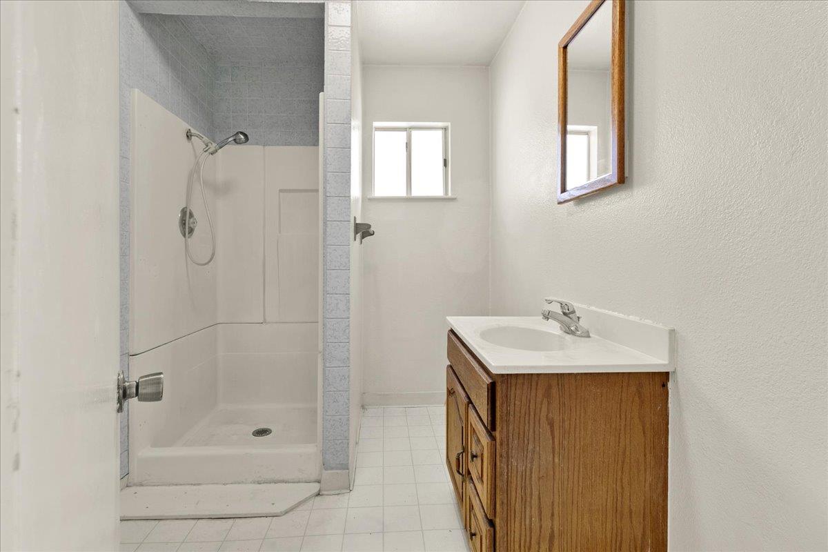 7125 Tustin Road Salinas, CA 93907 - Photo 32 of 38 Gallery Image 32