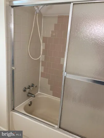 $2,500 | 23825 Ridge Road, Germantown, MD 20876