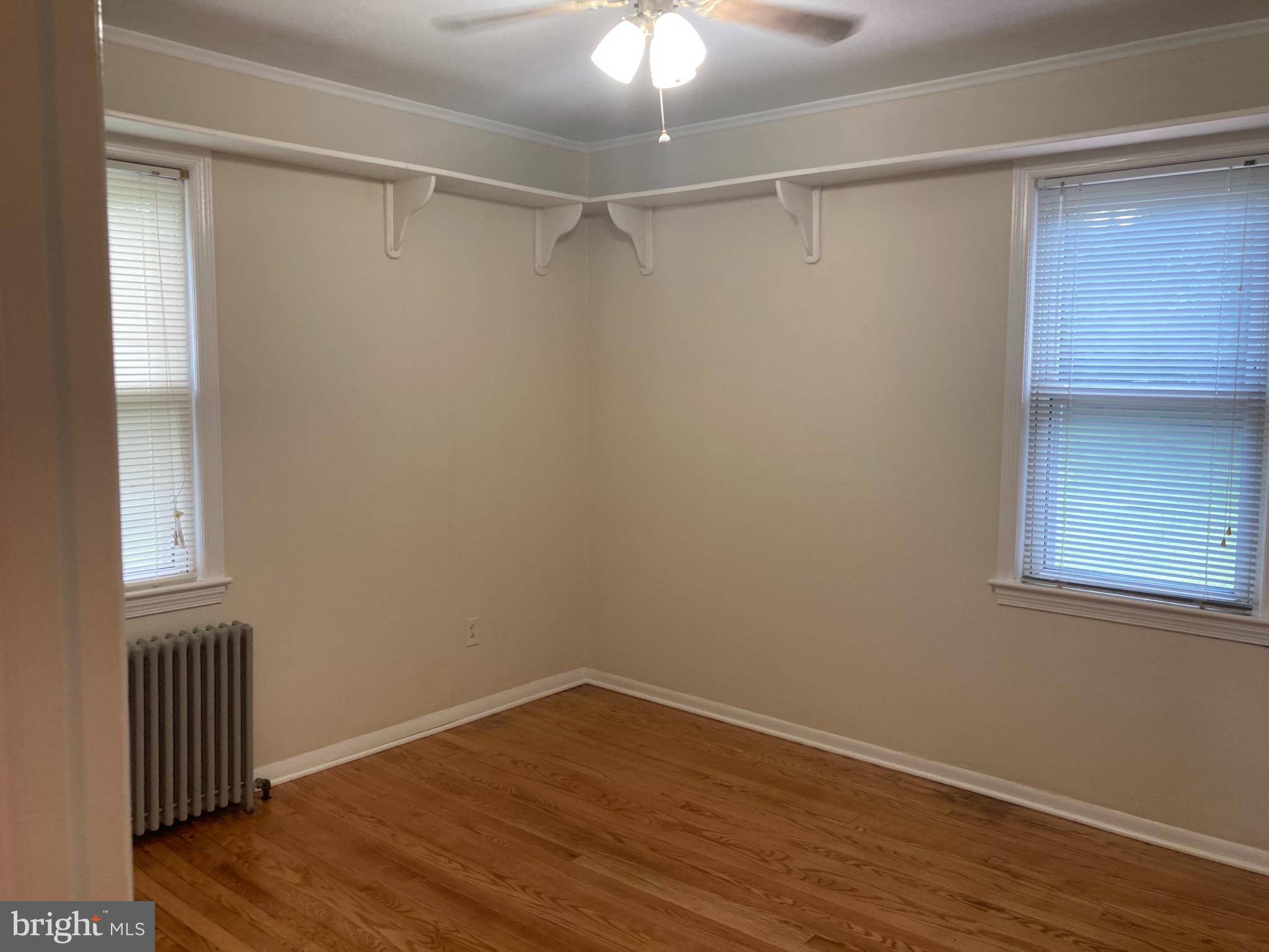 23825 Ridge Road Germantown, MD 20876 - Photo 9 of 15 3rd bedroom. Main level.