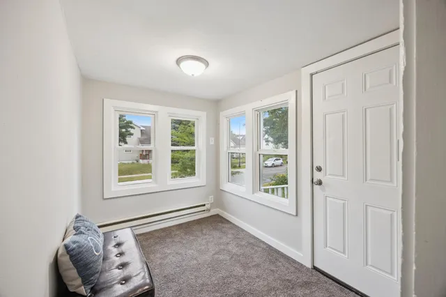 $184,900 | 1131 Marion Street, St. Paul, MN 55117