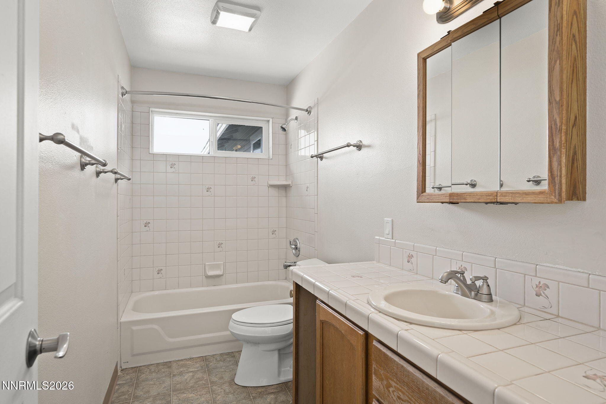 200 Thoroughbred Circle Reno, NV 89508 - Photo 19 of 26 22-web-or-mls-_DSC4271