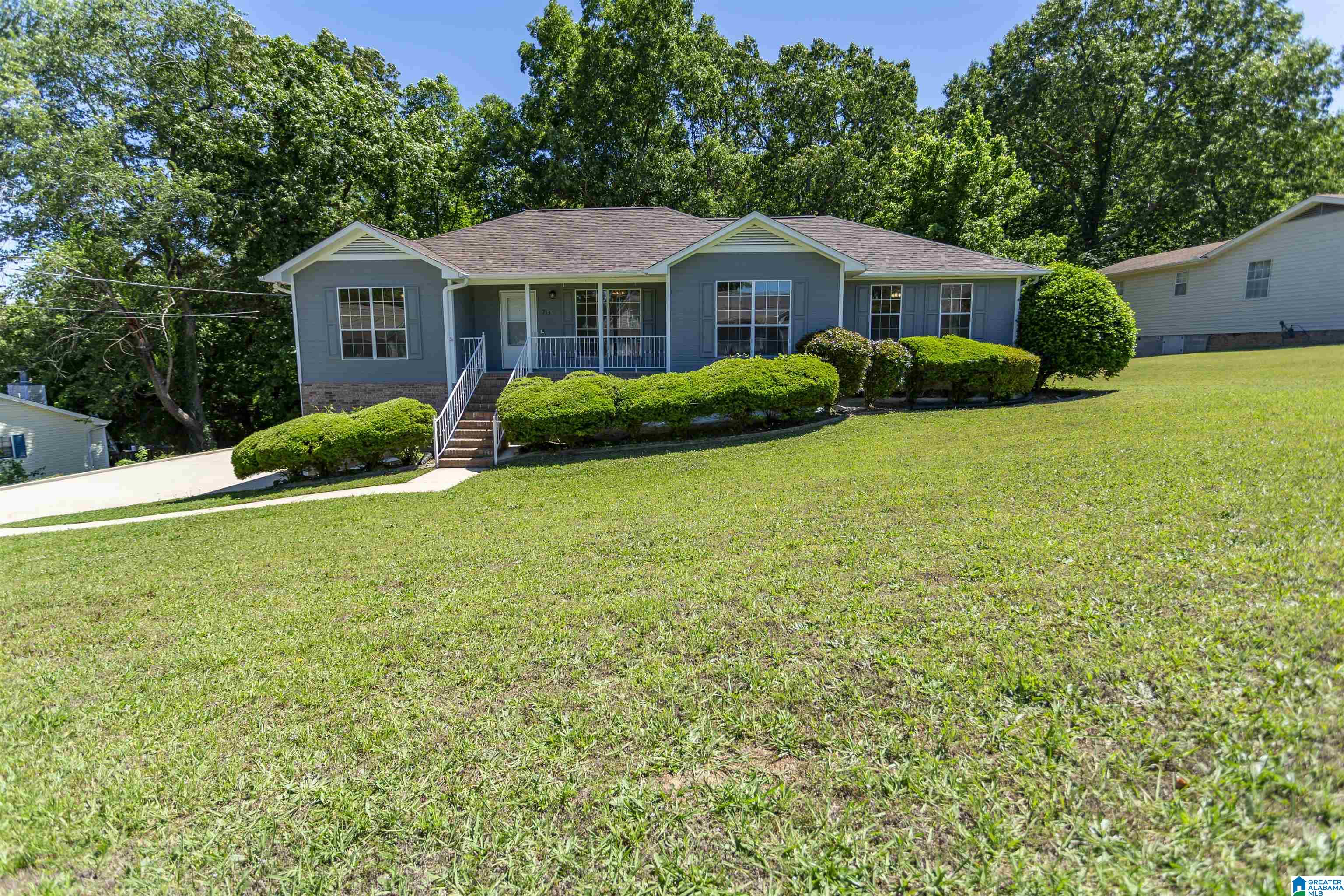 713 Jason Circle Center Point, AL 35215 - Photo 2 of 41