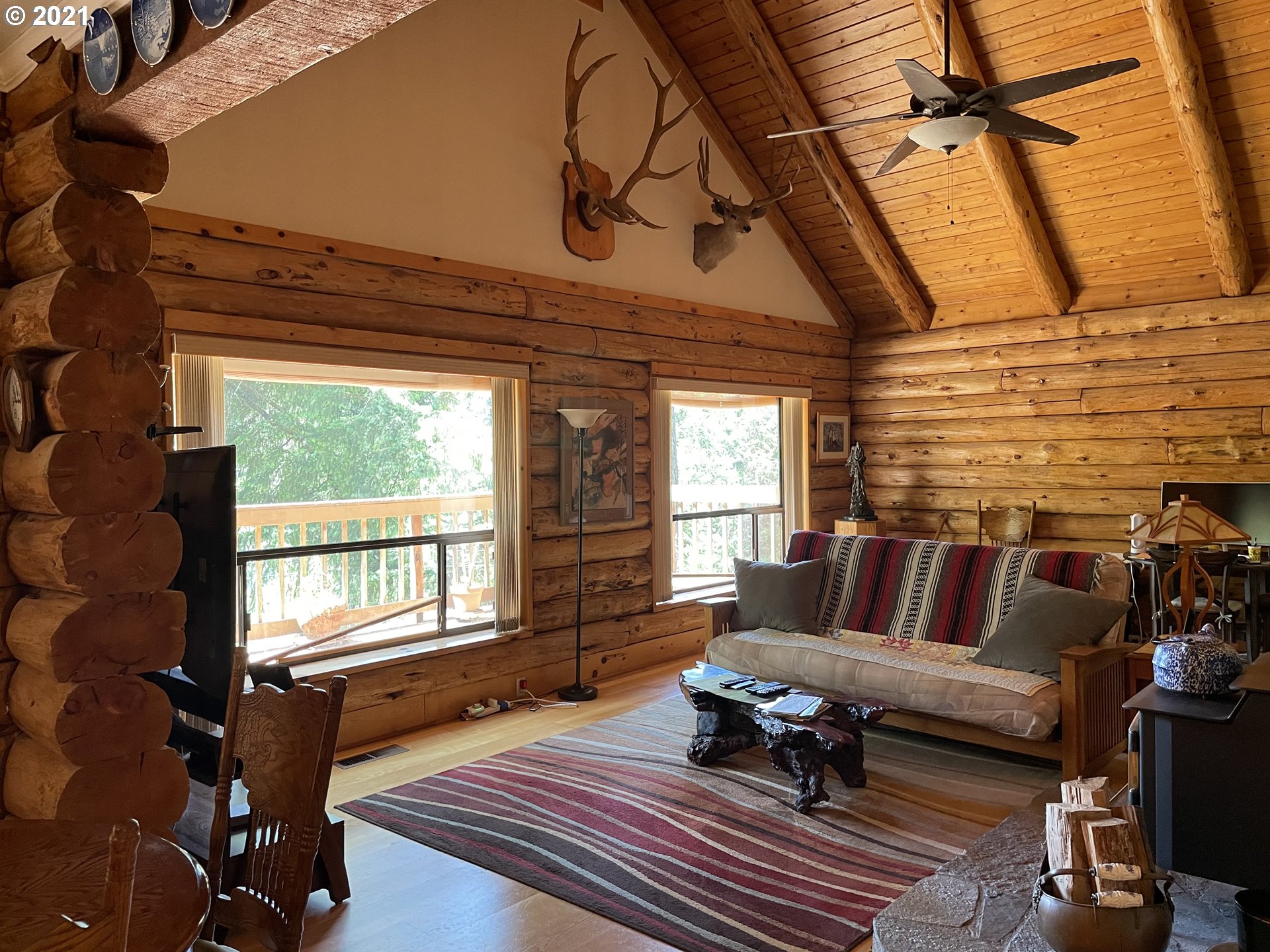 15927 Tyee Road Umpqua, OR 97486 - Photo 2 of 32 Gallery Image 2