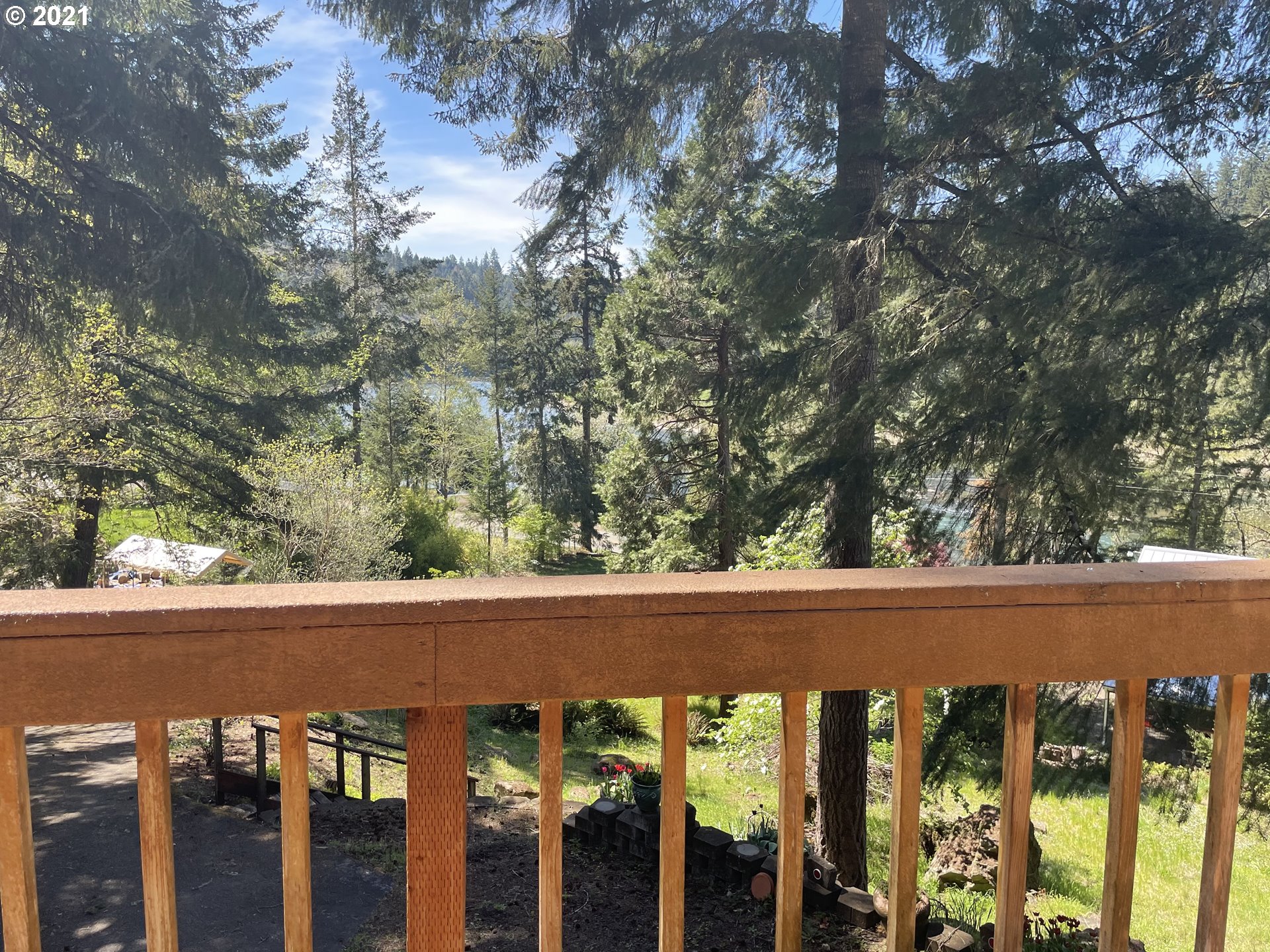 15927 Tyee Road Umpqua, OR 97486 - Photo 17 of 32 Gallery Image 17