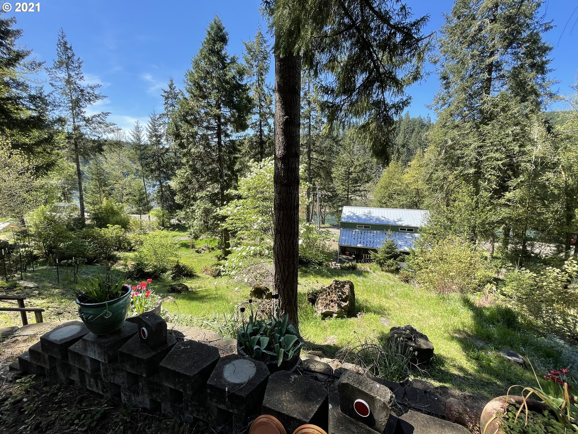 15927 Tyee Road Umpqua, OR 97486 - Photo 18 of 32 Gallery Image 18