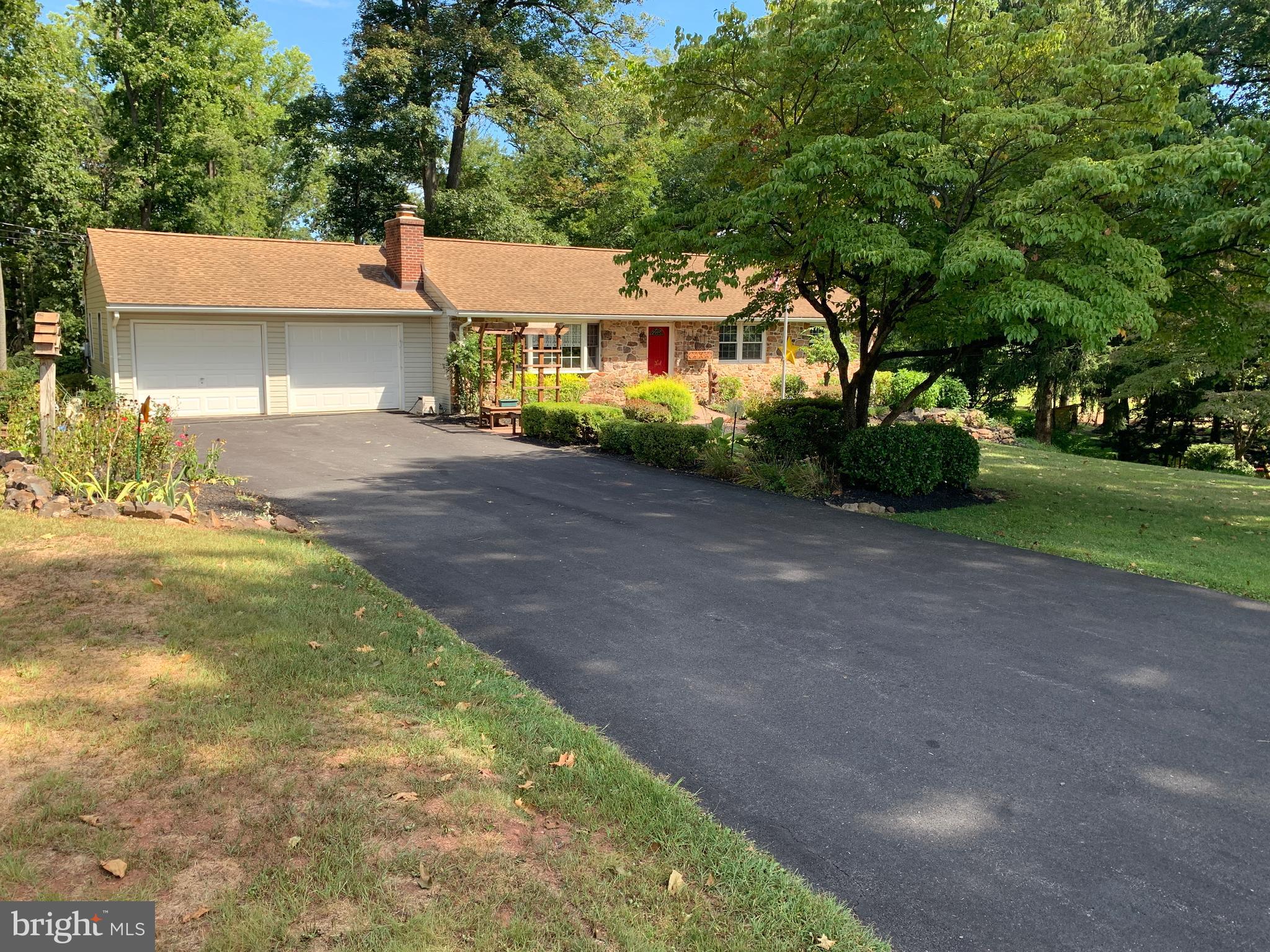 33 Moore Road Mohnton, PA 19540 - Photo 1 of 52