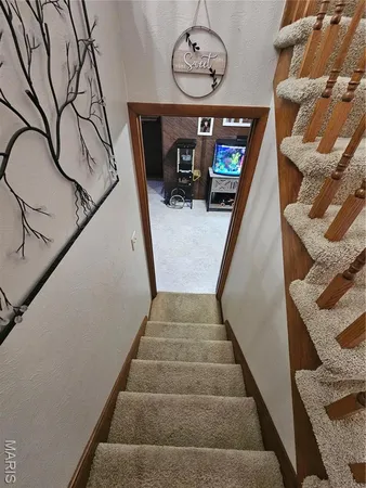 $285,000 | 806 Windy Way, Steeleville, IL 62288