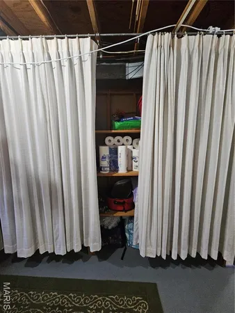 $285,000 | 806 Windy Way, Steeleville, IL 62288