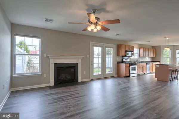 $2,325 | 150 Merlin Drive, Hummelstown, PA 17036