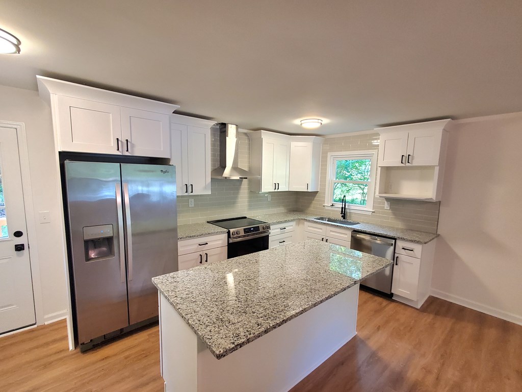 653 Pioneer Road Jasper, GA 30143 - Photo 3 of 24