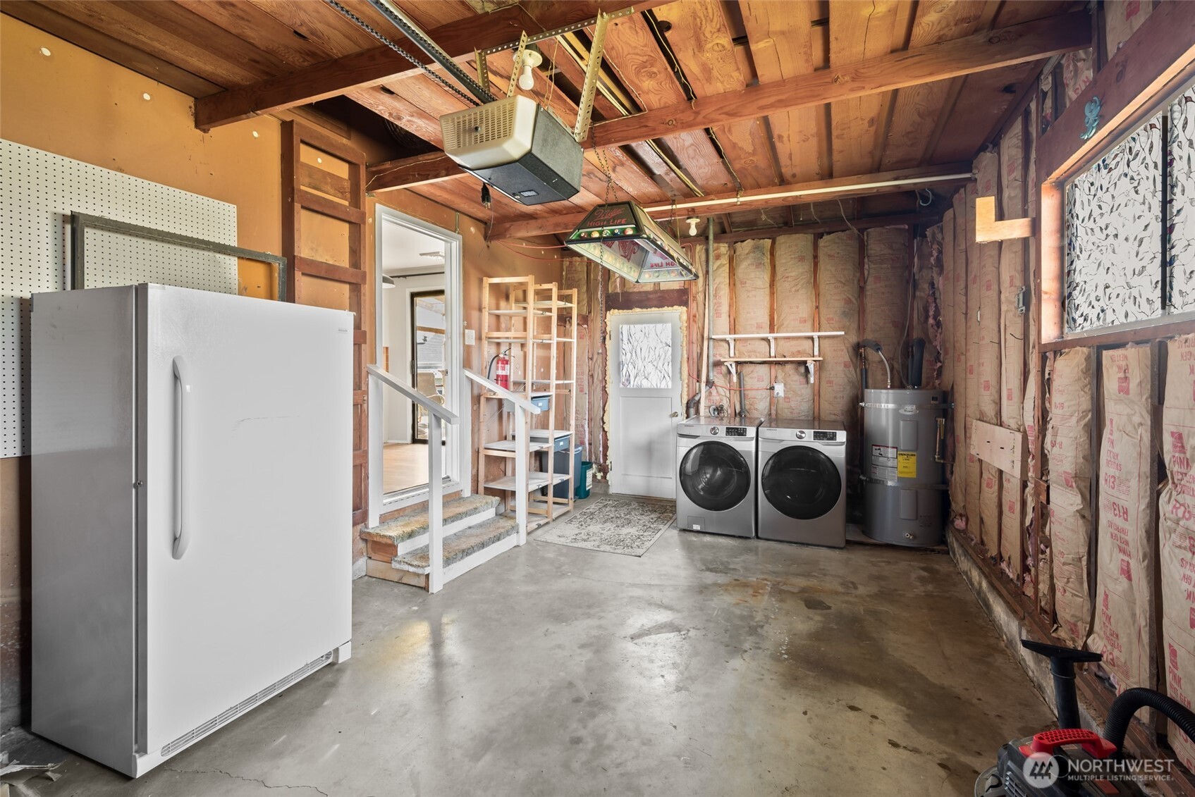 1805 37th Street Anacortes, WA 98221 - Photo 38 of 40 a utility room with dryer and washer