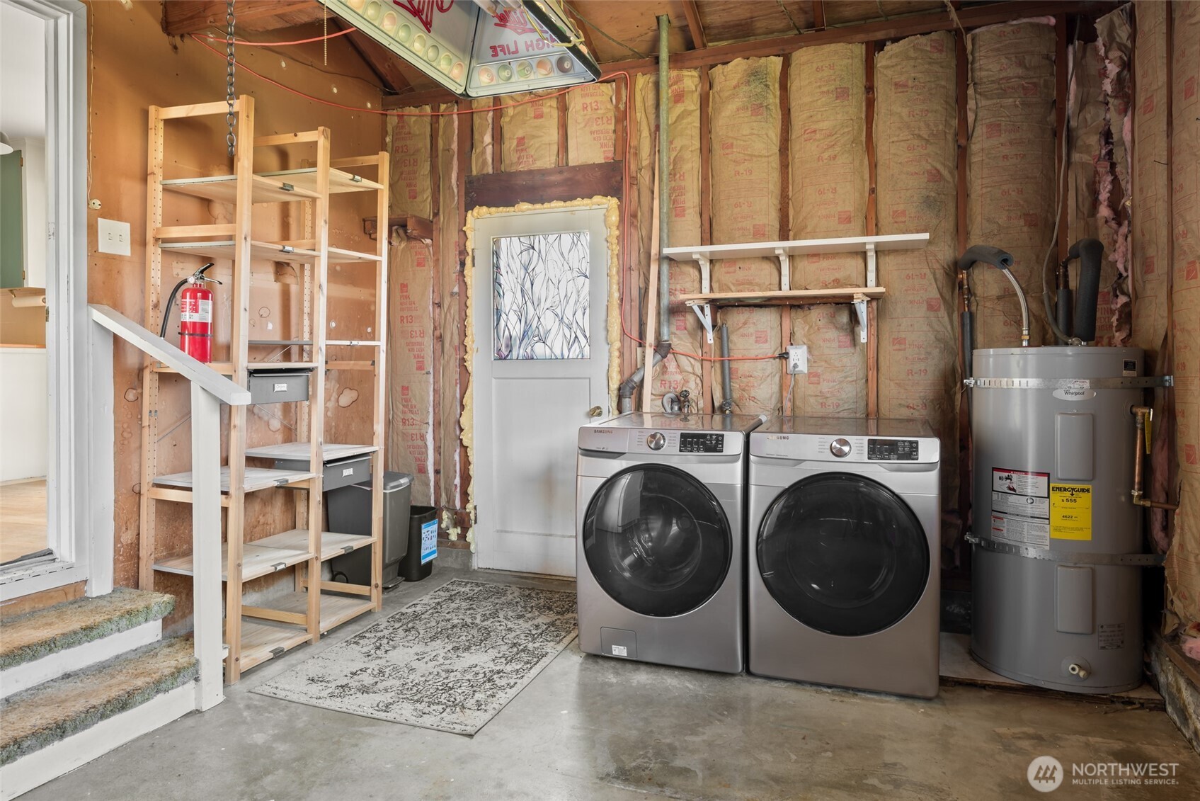 1805 37th Street Anacortes, WA 98221 - Photo 39 of 40 a utility room with dryer and washer
