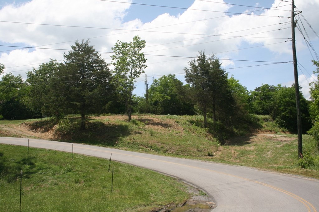 1566 Parrotts Chapel Road Sevierville, TN 37876 - Photo 30 of 32 Gallery Image 30