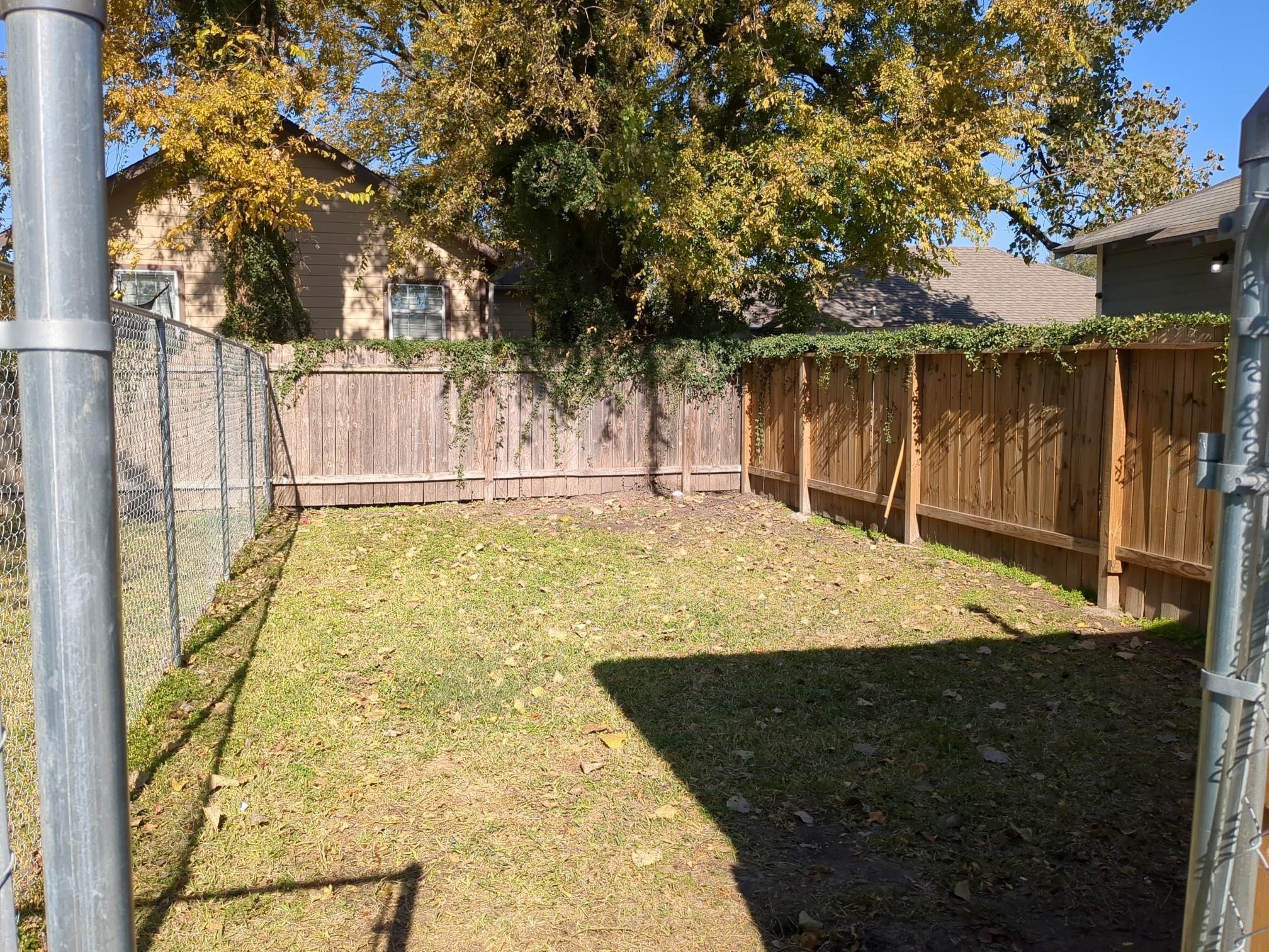 4715 Liberty Road Houston, TX 77026 - Photo 2 of 6 Gallery Image 2