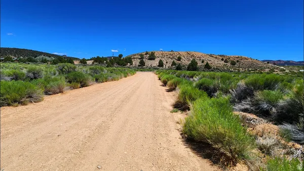 $43,900 | 4206 Entrance Drive, Panguitch, UT 84759