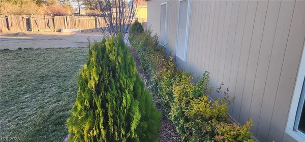 $2,000 | 2550 Trudy Avenue, Pahrump, NV 89060