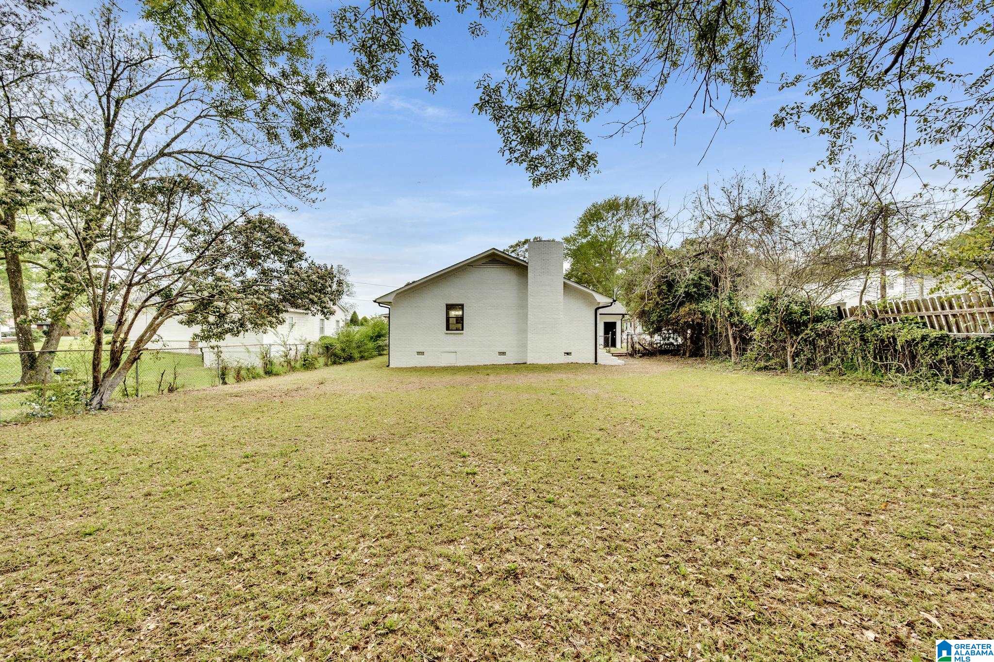 203 Martha Street Clanton, AL 35045 - Photo 8 of 36