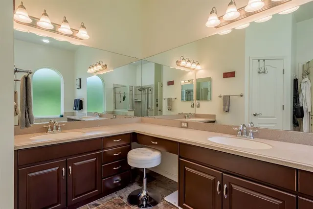 $525,000 | 5920 Bramble Bush Court, Zephyrhills, FL 33541