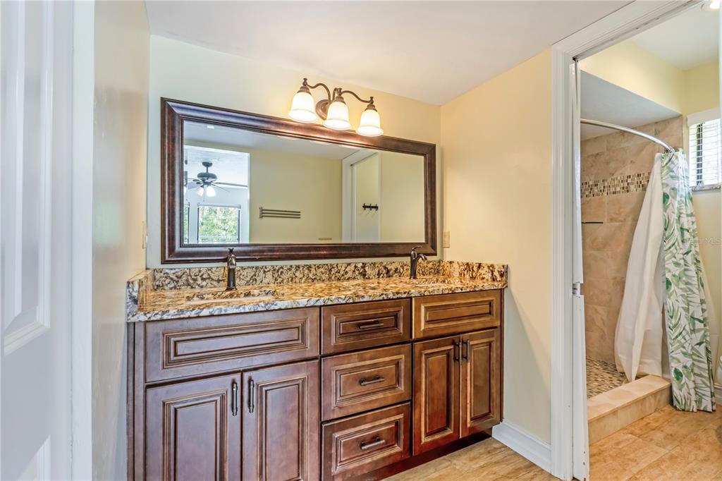 1375 Louis Court DeLand, FL 32720 - Photo 14 of 49