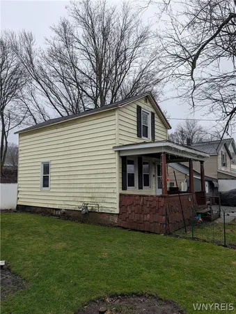 $79,900 | 66 Van Buren Street, Lockport City, NY 14094