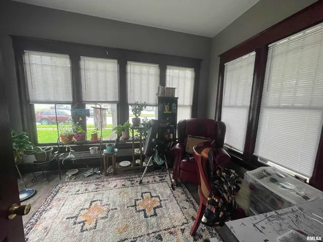 $58,000 | 408 South University Avenue, Carbondale, IL 62901