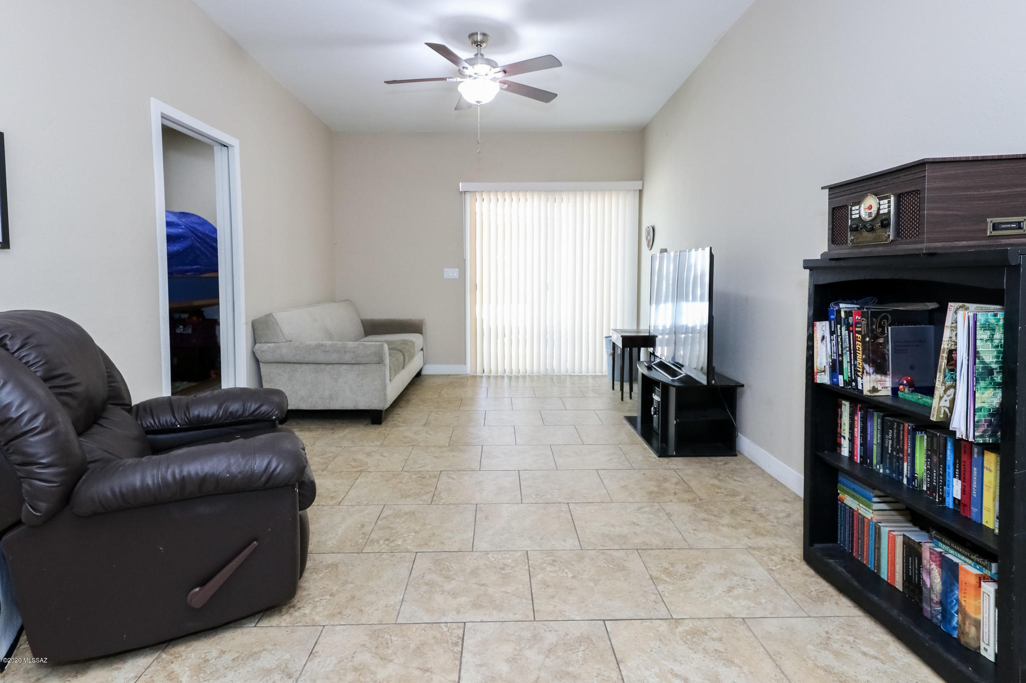1817 North Ridgeway Road Tucson, AZ 85712 - Photo 5 of 19 Gallery Image 5