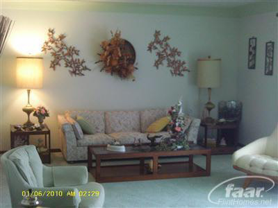3220 Red Barn Road Flint, MI 48507 - Photo 2 of 10 20192294-1.JPG