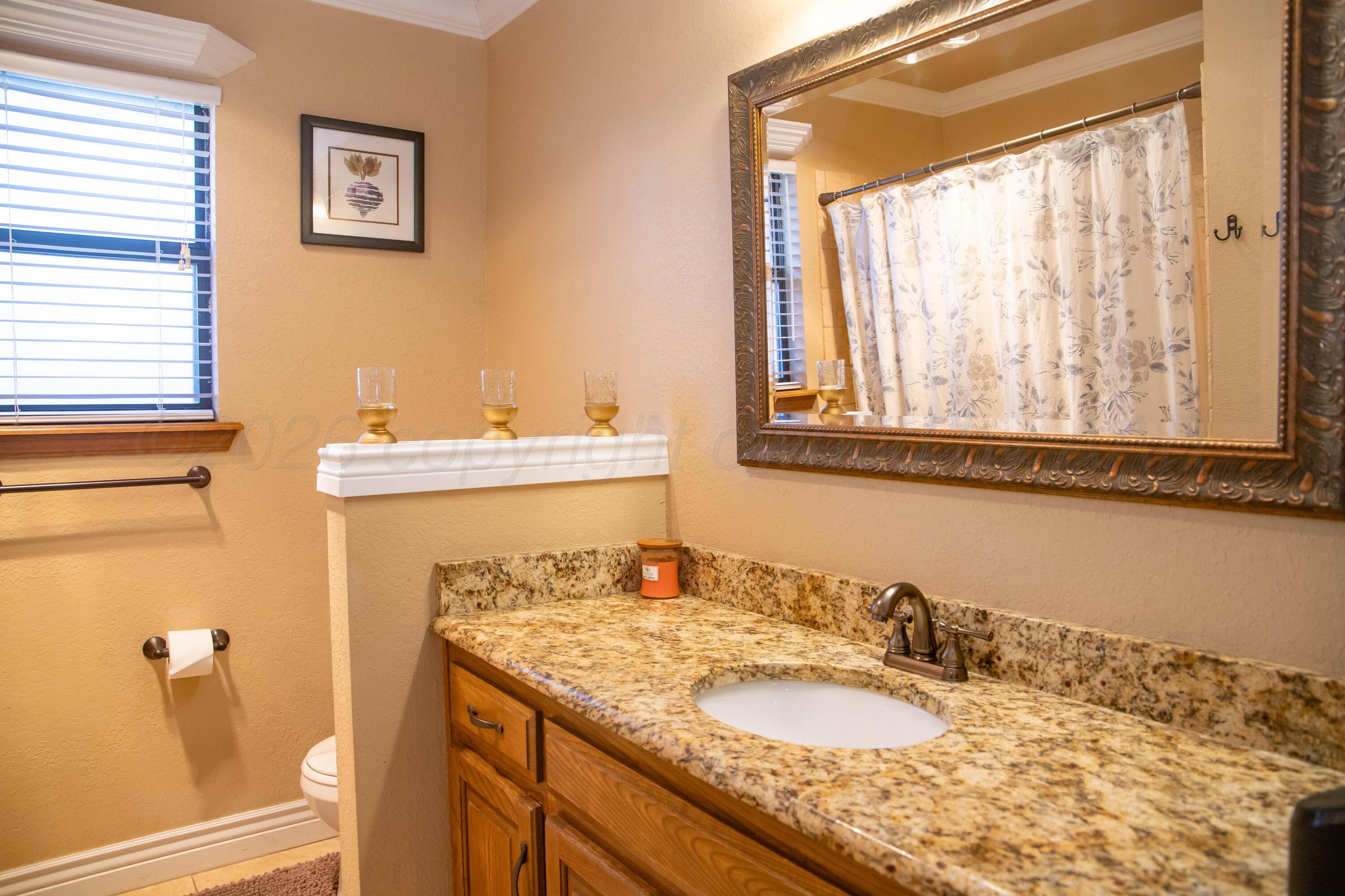 107 Pinehurst Street Borger, TX 79007 - Photo 24 of 33 IMG_7891