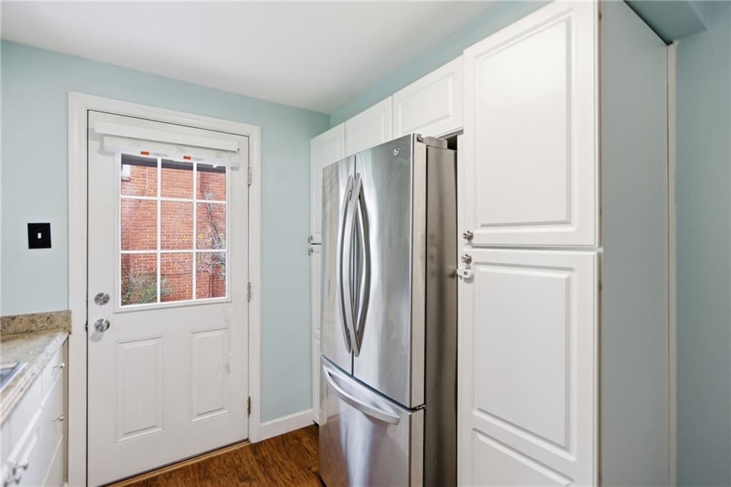4143 Highgrove Road Pittsburgh, PA 15236 - Photo 11 of 43 Gallery Image 11