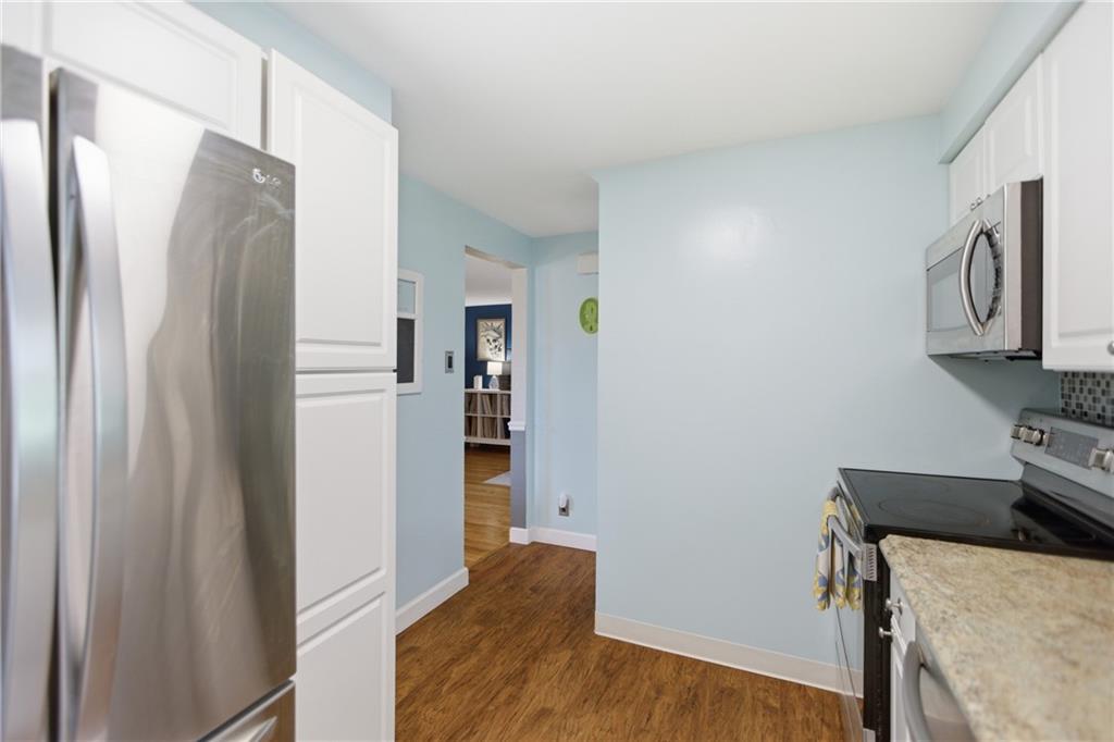 4143 Highgrove Road Pittsburgh, PA 15236 - Photo 12 of 43 Gallery Image 12