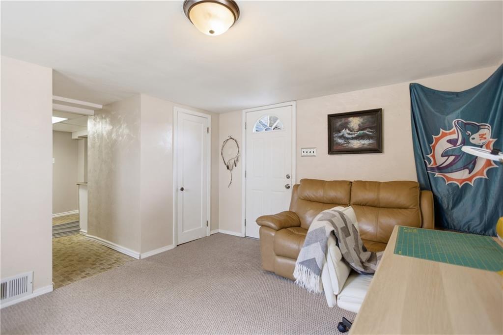 4143 Highgrove Road Pittsburgh, PA 15236 - Photo 28 of 43 Gallery Image 28