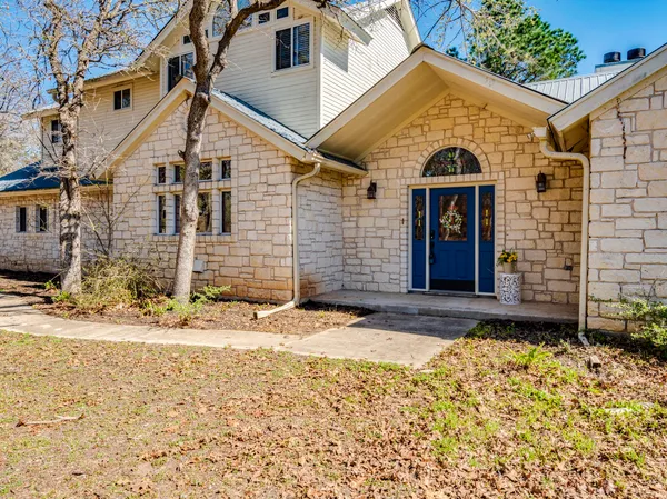 $397,500 | 119 Briarwood Lane, Elgin, TX 78621