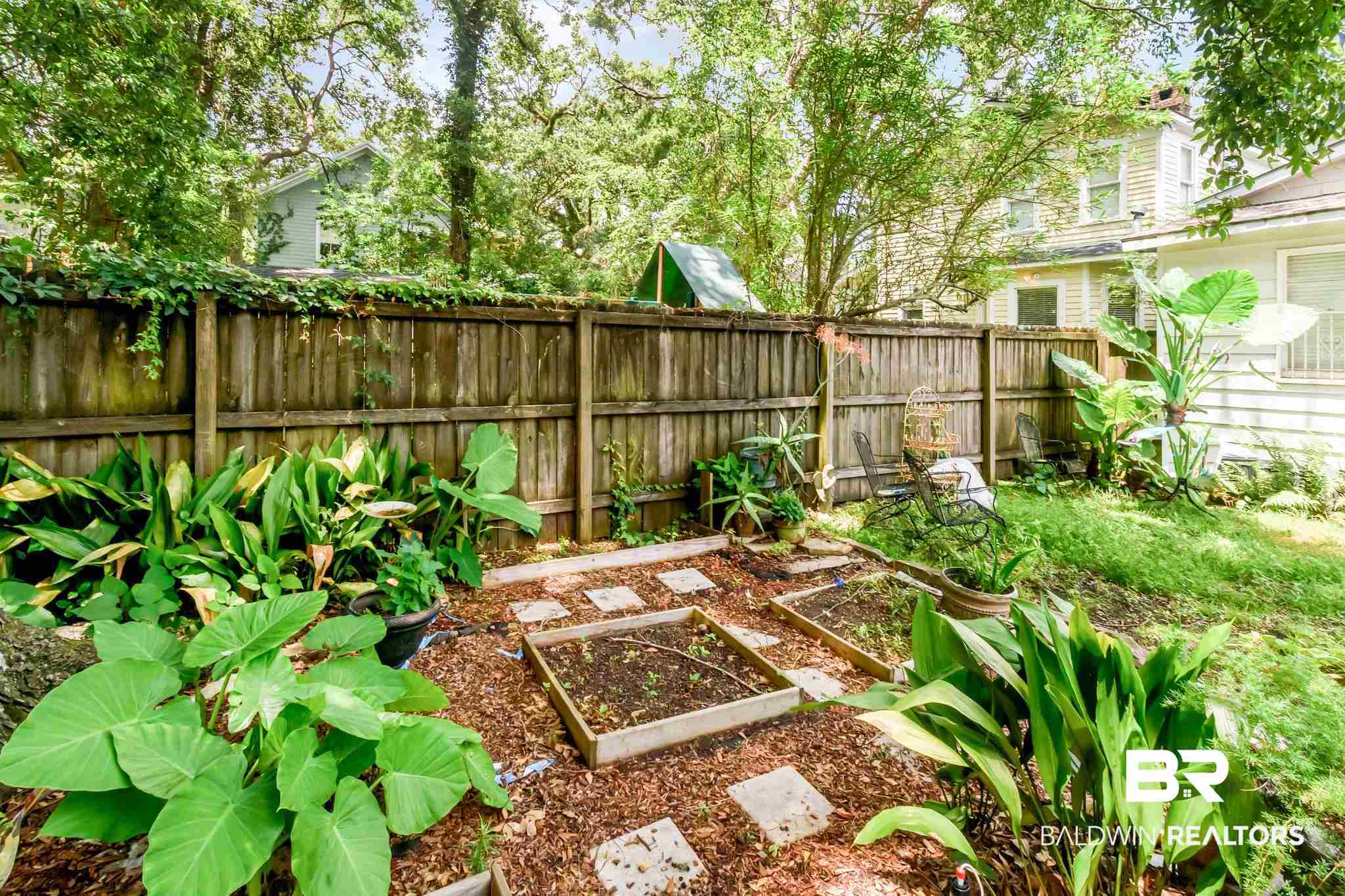 208 George Street Mobile, AL 36604 - Photo 37 of 43