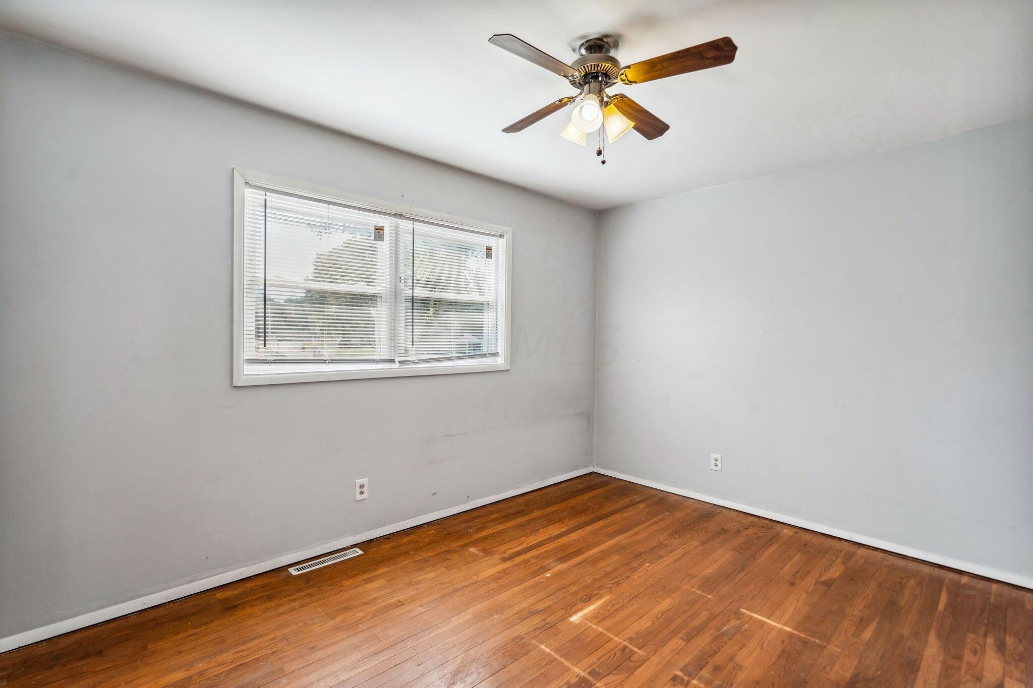 3590 Tremaine Road Columbus, OH 43232 - Photo 18 of 30 27-web-or-mls-3590-tremaine-rd