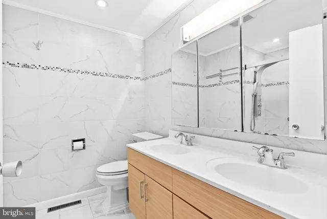 $1,295,000 | 108 Glen Valley Road, Yardley, PA 19067