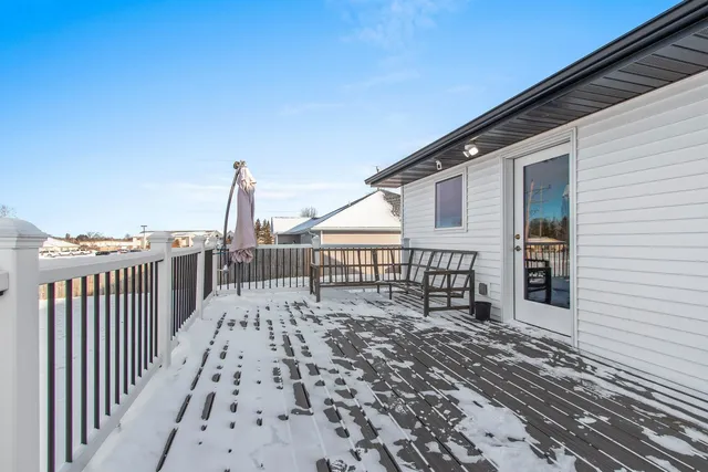 $369,900 | 567 Eagle Drive, Oconto Falls, WI 54154