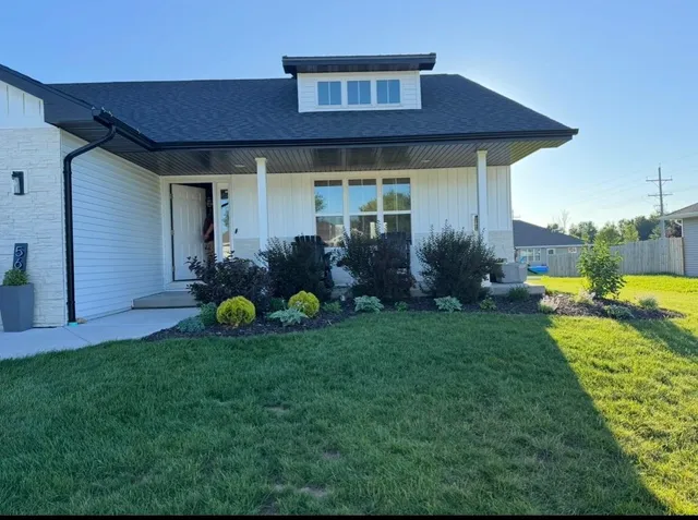 $369,900 | 567 Eagle Drive, Oconto Falls, WI 54154