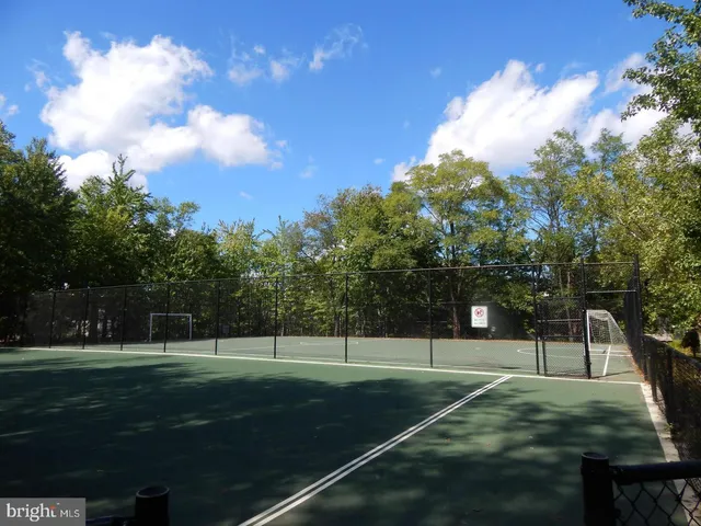 $2,750 | 8360 Greensboro Drive, Unit 811, McLean, VA 22102