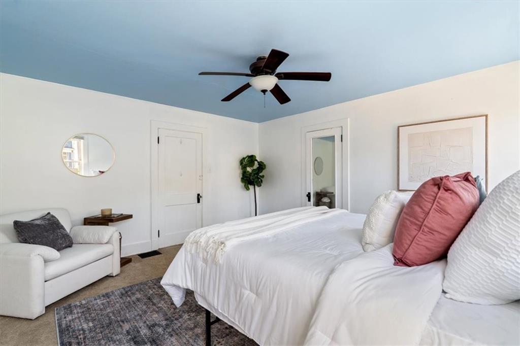 831 Malvern Road Pittsburgh, PA 15202 - Photo 19 of 33 a bedroom with a bed couches and dresser