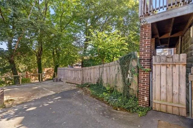 a view of a pathway of a house