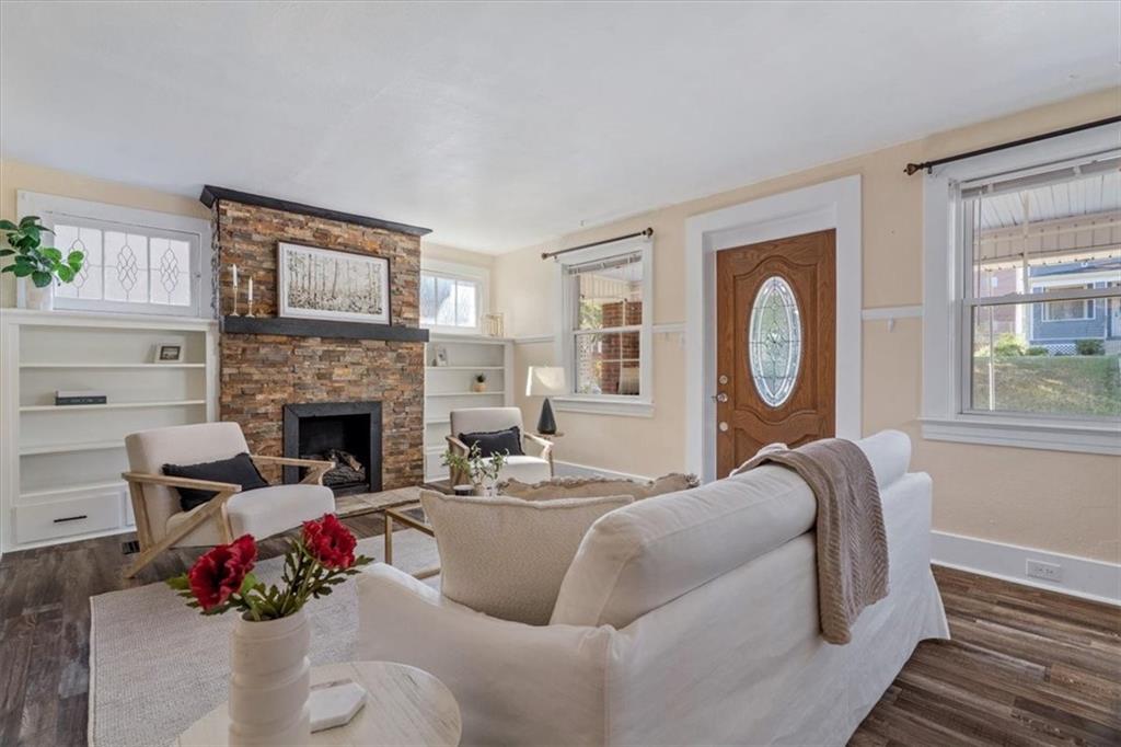 831 Malvern Road Pittsburgh, PA 15202 - Photo 6 of 33 a living room with furniture fireplace and window