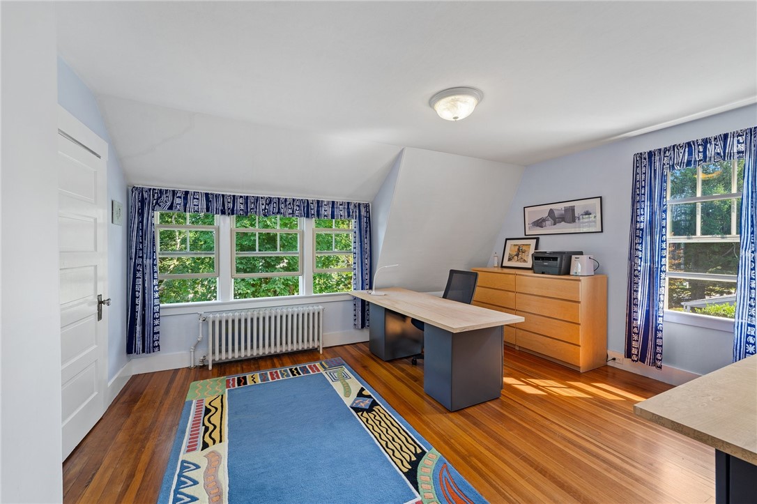33 Standish Road Jamestown, RI 02835 - Photo 26 of 41 Gallery Image 26