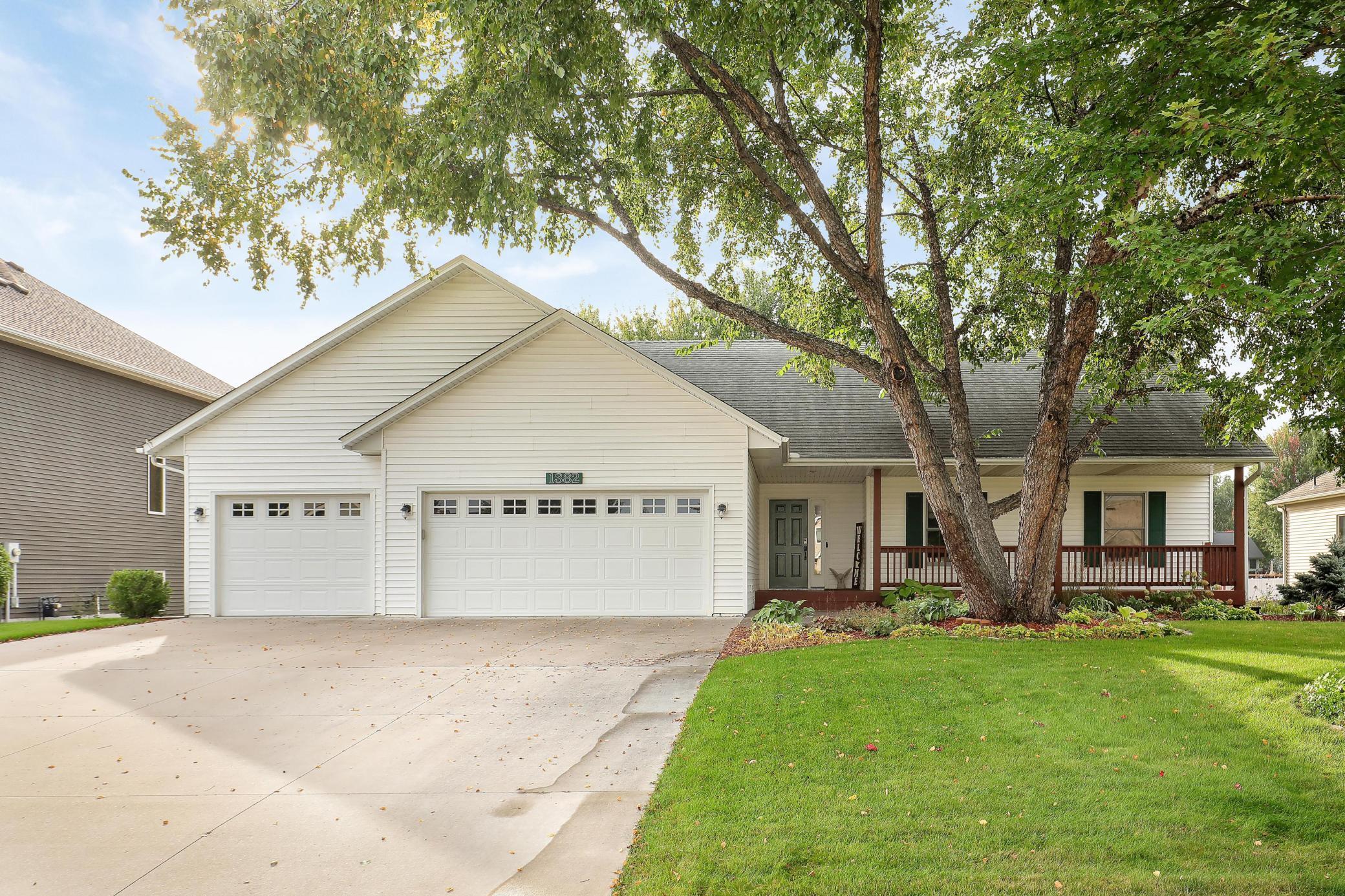 1382 152nd Lane Northwest Andover, MN 55304 - Photo 4 of 73