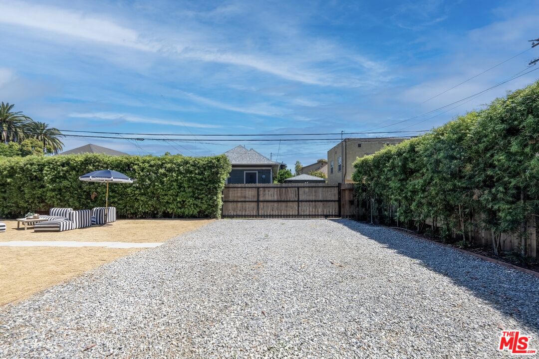 326 West 10th Street Long Beach, CA 90813 - Photo 25 of 32