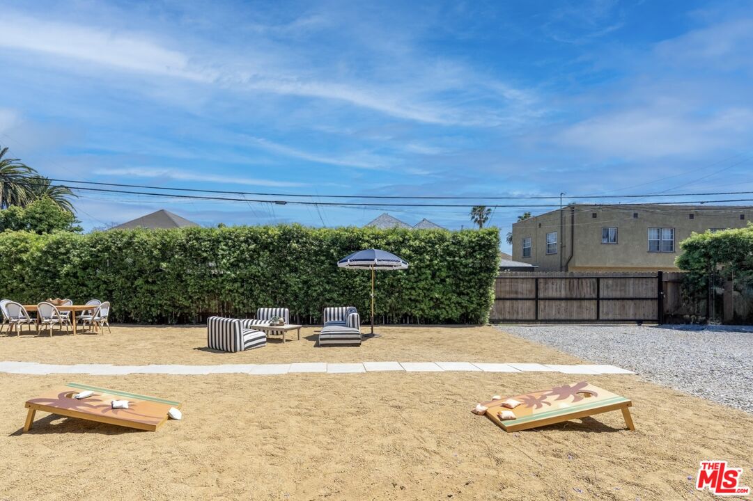 326 West 10th Street Long Beach, CA 90813 - Photo 26 of 32