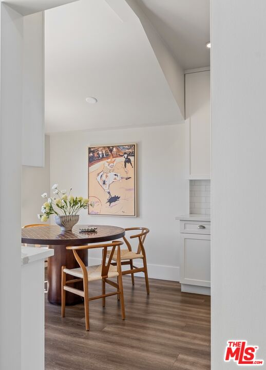 326 West 10th Street Long Beach, CA 90813 - Photo 10 of 32