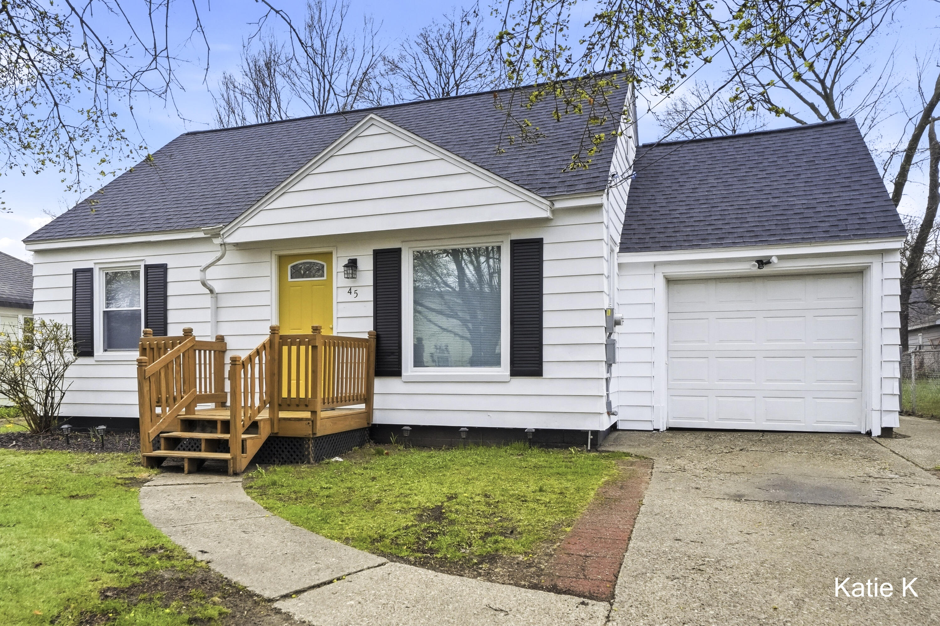 45 Avonlea Street Southwest Wyoming, MI 49548 - Photo 2 of 29 _CR_2808