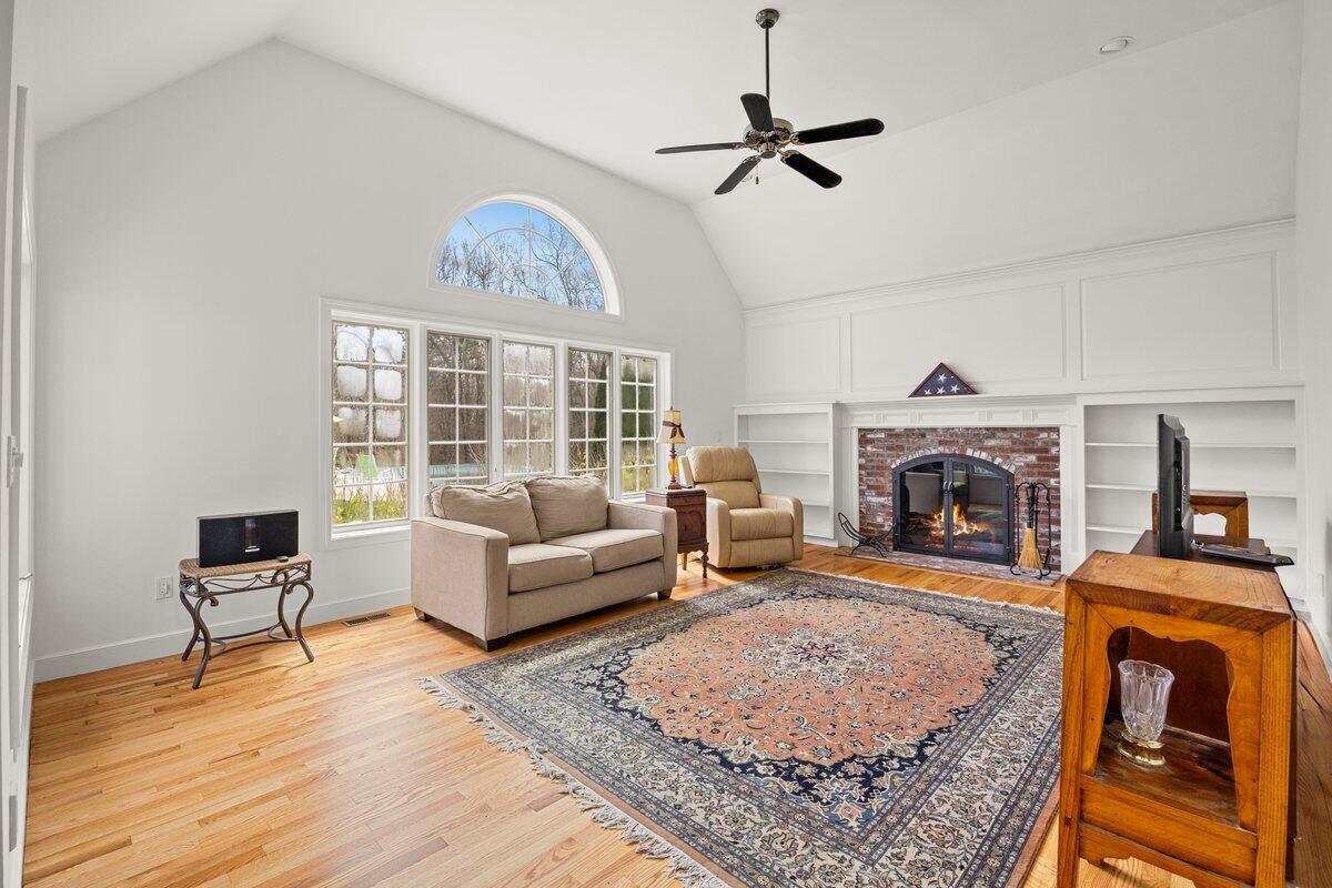 8 Telegraph Hill Road Sandwich, MA 02563 - Photo 11 of 72 IMG_0117