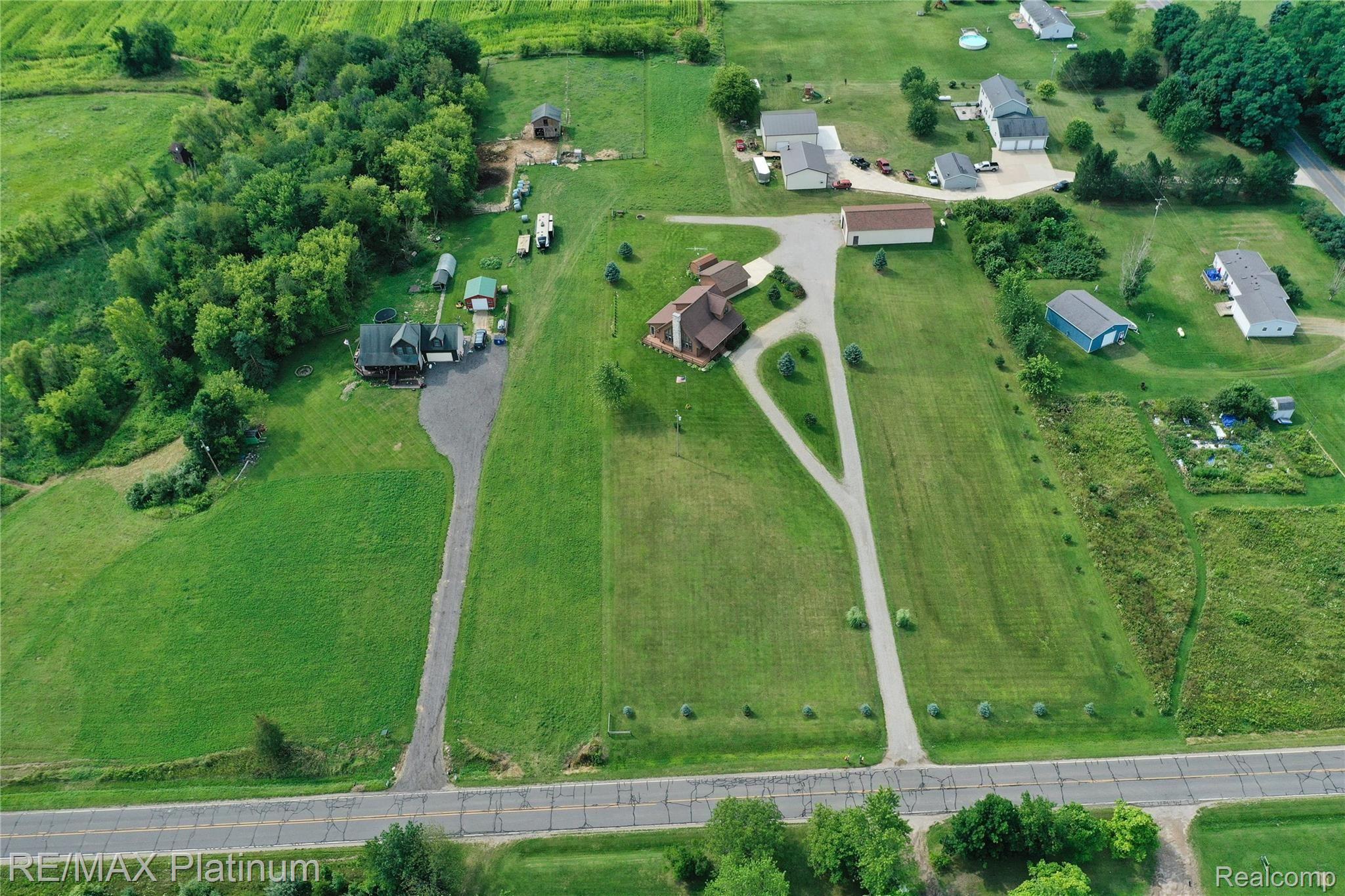 8090 Beard Road Byron, MI 48418 - Photo 41 of 43 41-Aerial-View-VI.jpg