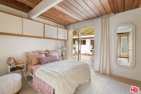 $2,395,000 | 1407 Ellsworth Court, Thousand Oaks, CA 91360